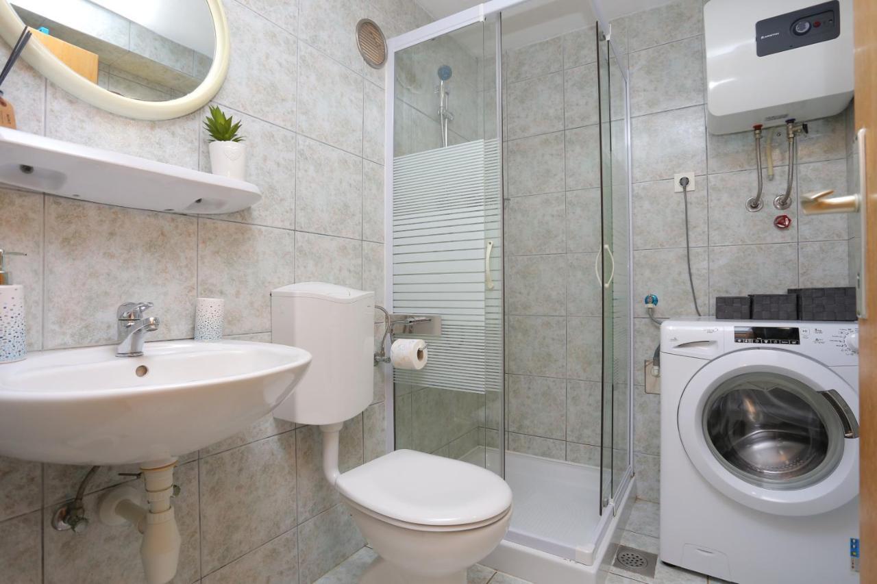 Holiday House With A Parking Space Brela, Makarska - 788 المظهر الخارجي الصورة
